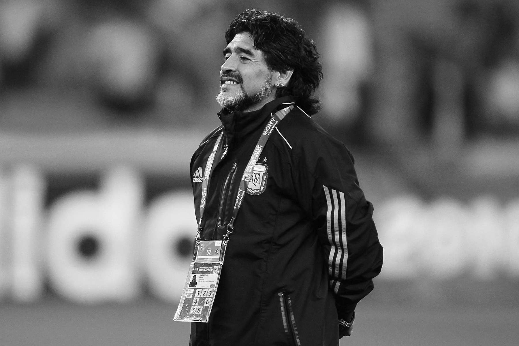 阿根廷传奇足球名将 Diego Maradona 去世