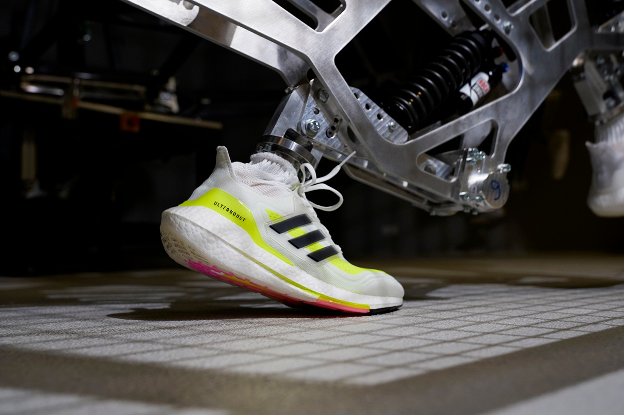 adidas 最新旗舰跑鞋 UltraBOOST 2021 正式登场