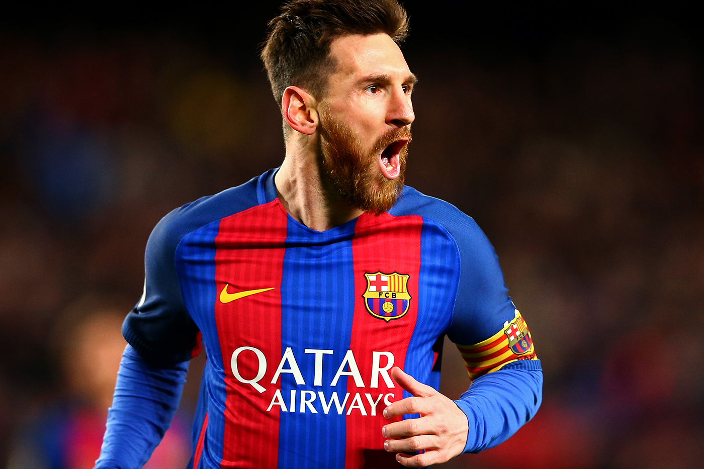 Lionel Messi 正式与 F.C. Barcelona 续签 5 年合约