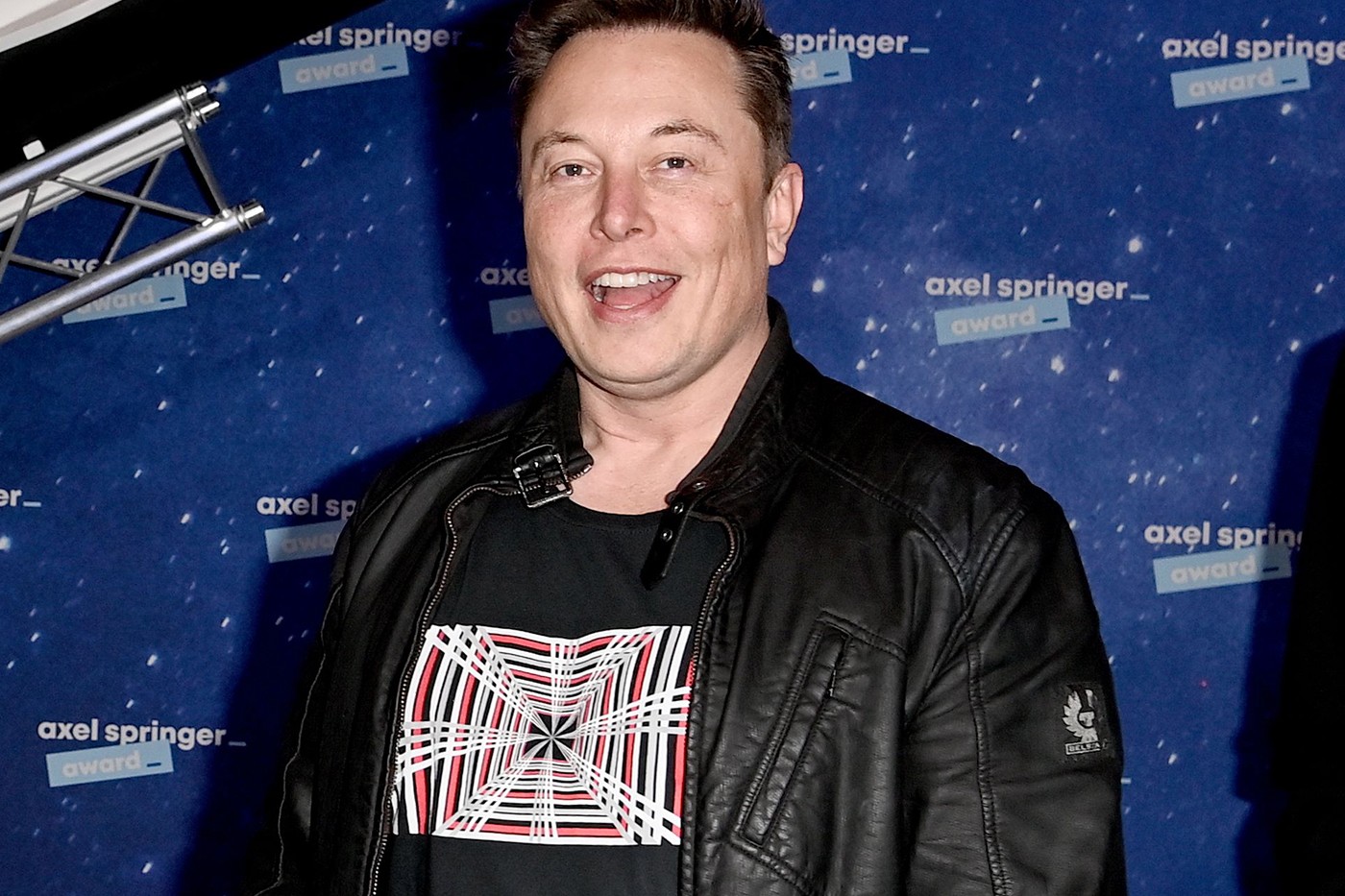 Elon Musk 正式出售价值 $11 亿美元 Tesla 持股