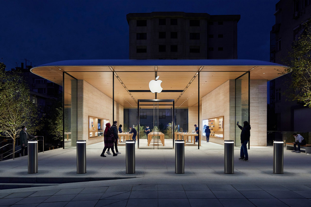 Apple 成为全美首家市值突破 $3 兆美金企业