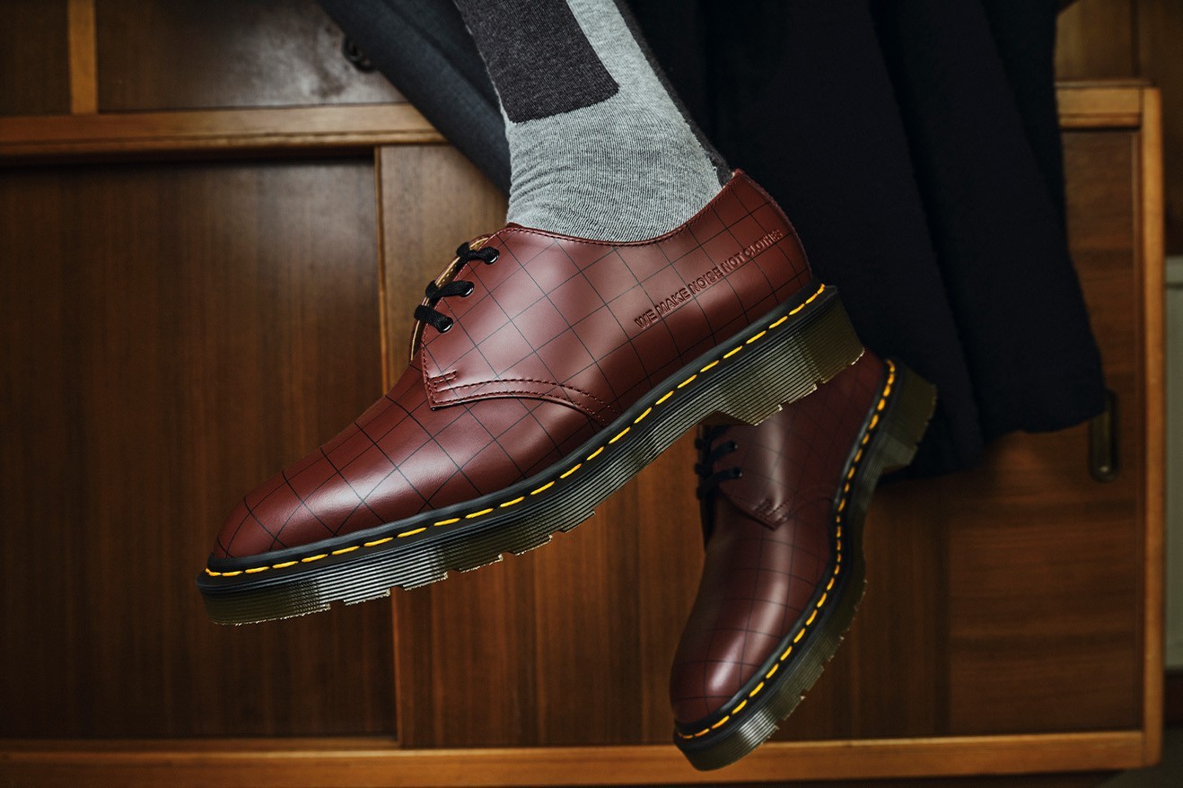 UNDERCOVER x Dr. Martens 最新联名英制1461 皮鞋正式登场_新闻__ISF时尚