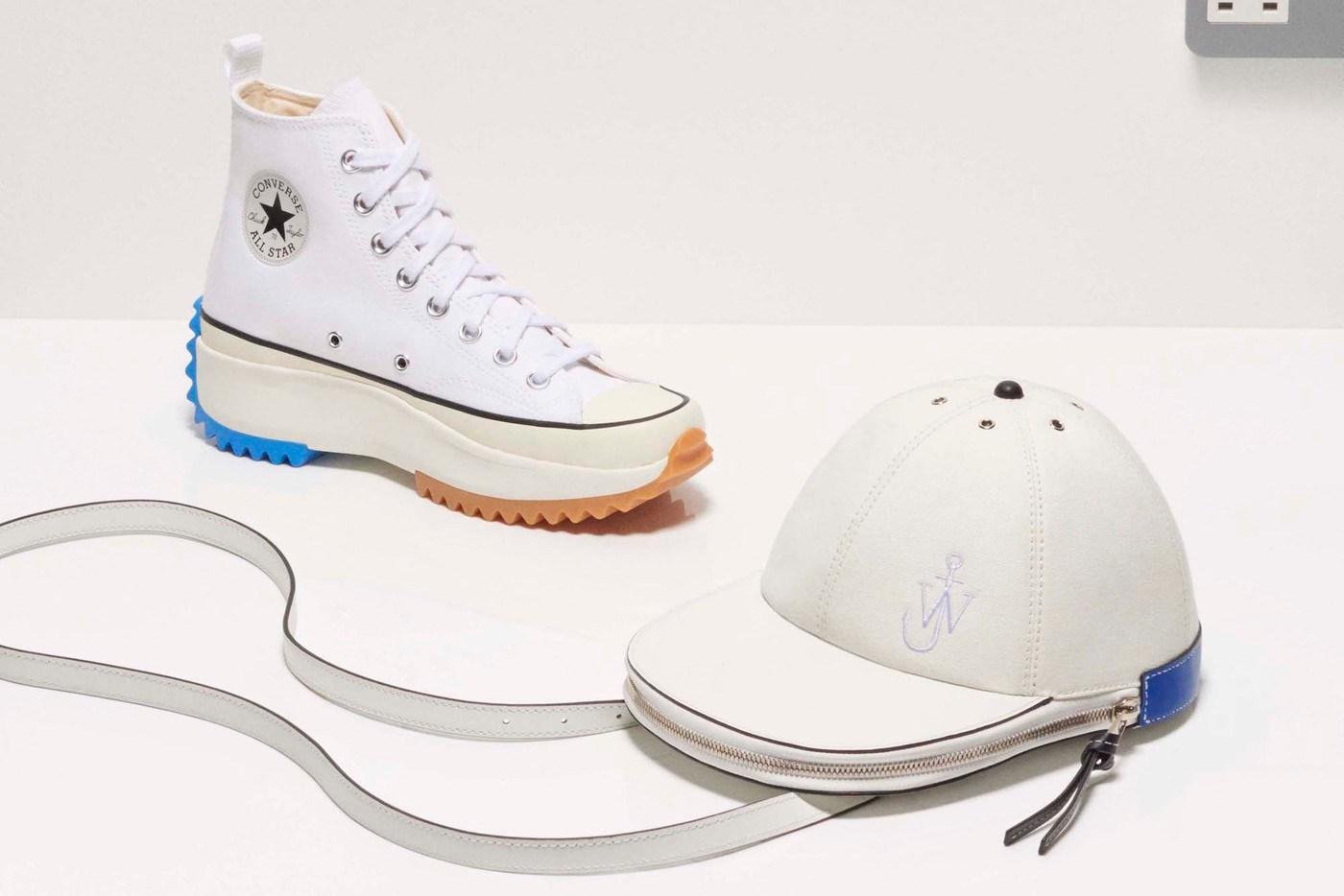 JW Anderson x CONVERSE 热卖厚底球鞋、球帽手袋将再次上架