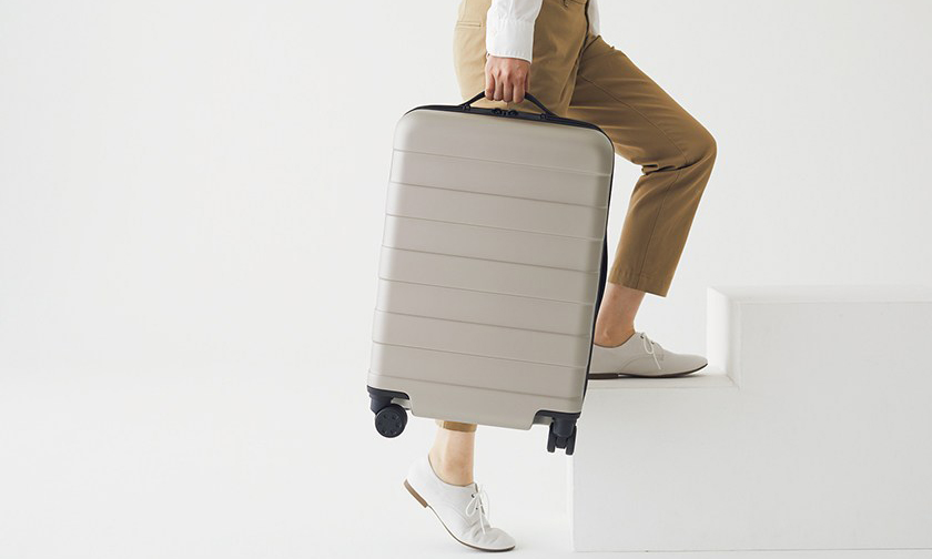 提高容量降低重量，一年售出两万个的 MUJI 旅行箱推出改良版本