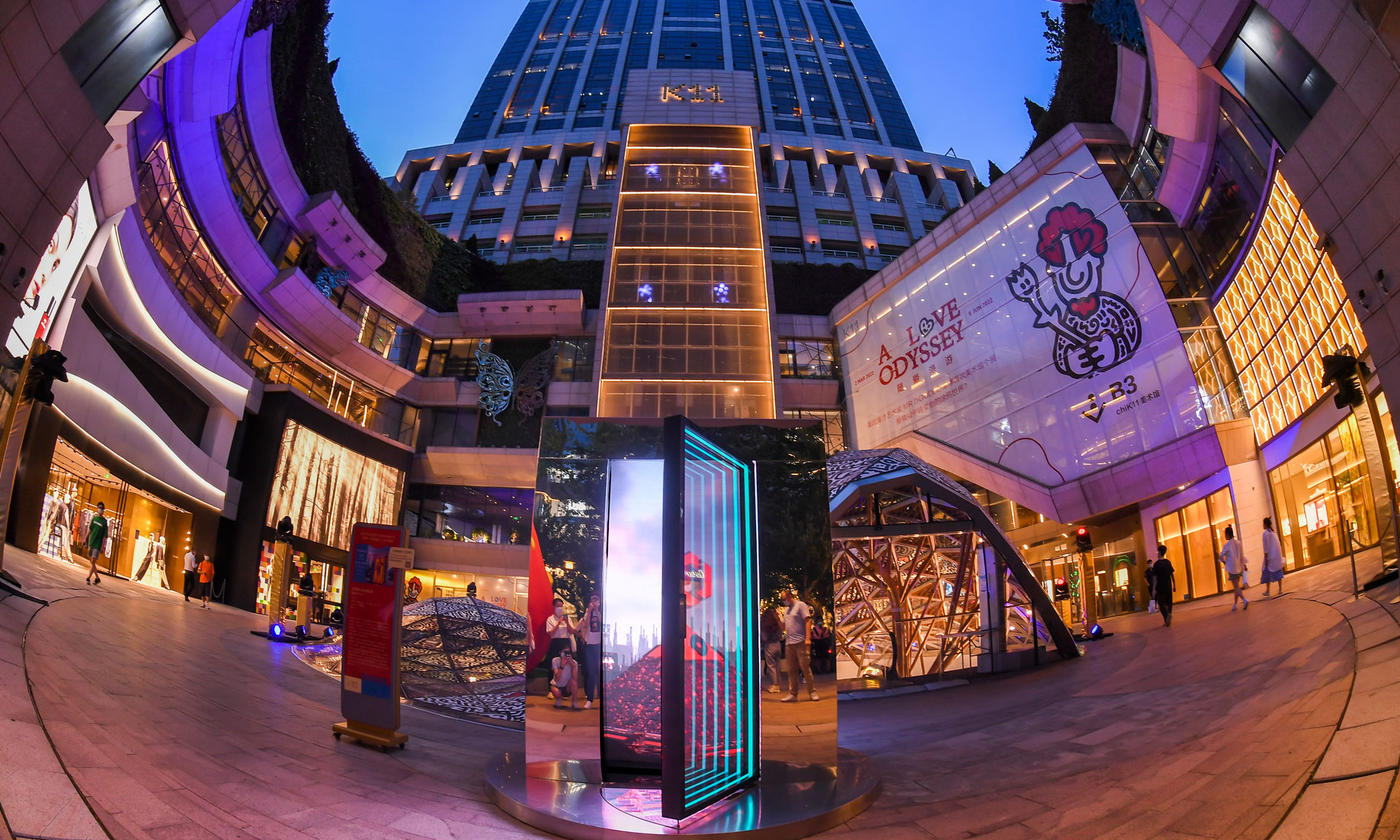 上海 K11 呈现荷兰艺术家 Don Diablo 的「实体数码」户外雕塑