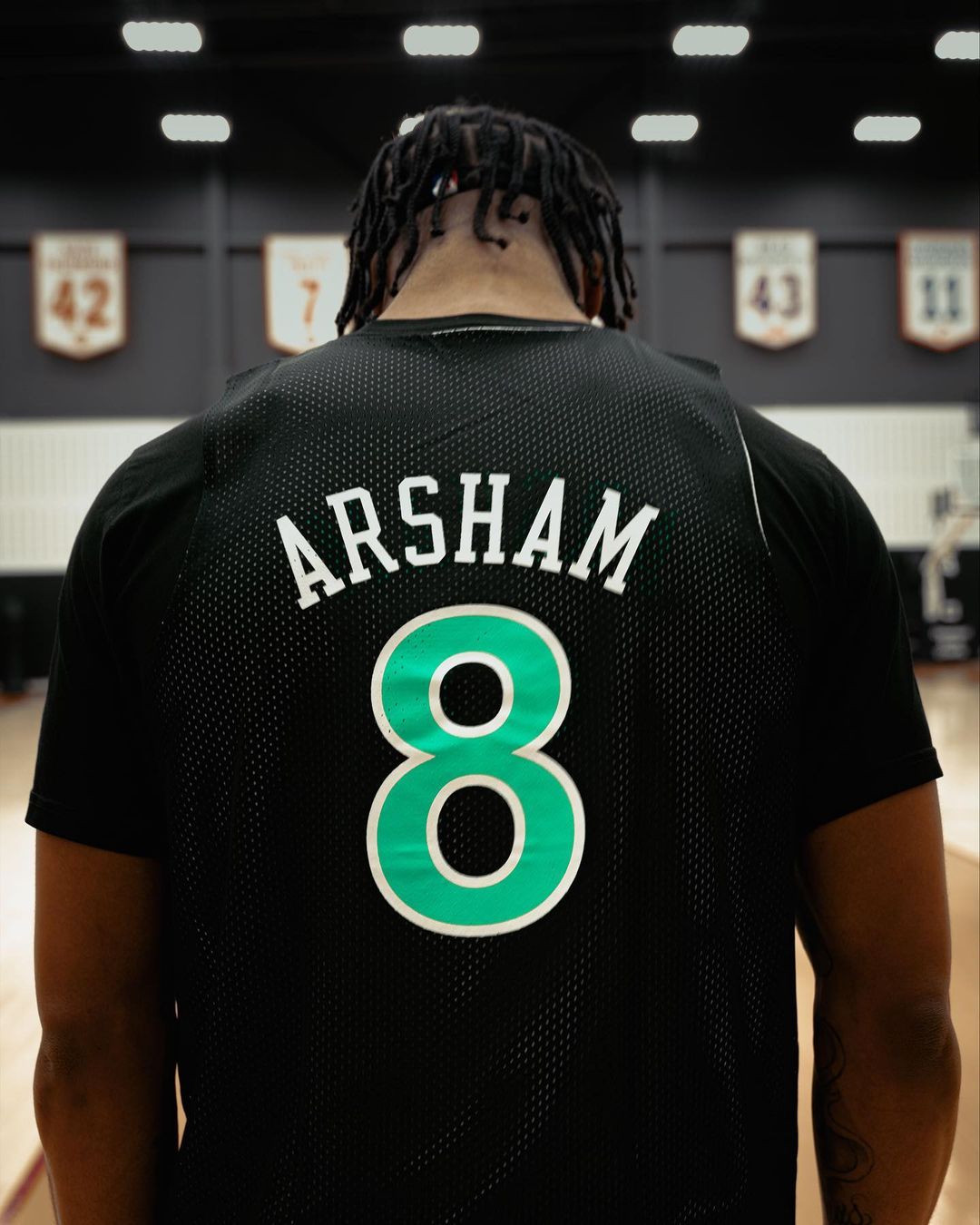 Arsham Studio x Cleveland Cavaliers 联名热身套装发布