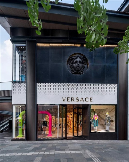 VERSACE范思哲奢侈品牌成都远洋太古里旗舰店开业