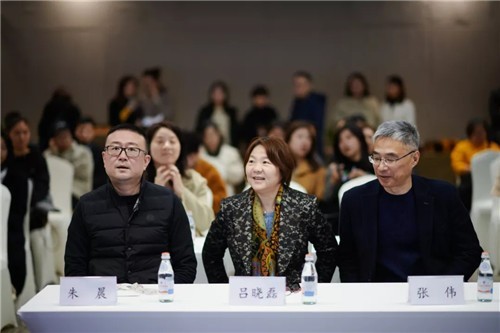 DFO与TRANOI联手推出NOVA，将登场2020秋冬上海时装周