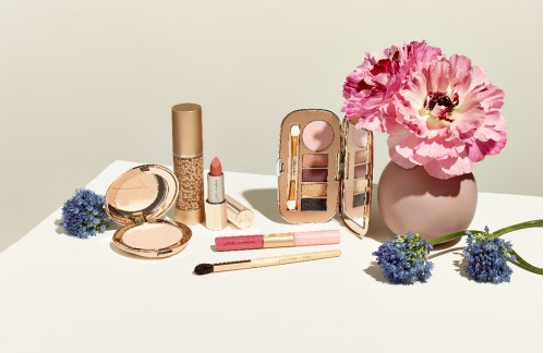 风靡全球的美国彩妆大牌Jane Iredale，竟然要在双12送大福利了！