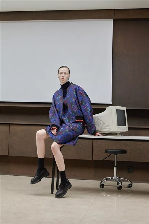来年,有趣有盼 AUM噢姆女装2020春季新品系列 来年,有趣有盼 AUM噢姆女装2020春季新品系列
