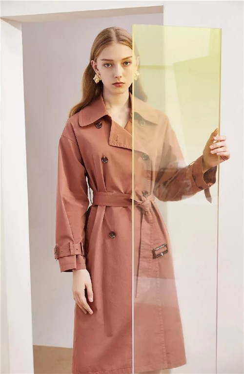 La Chapelle拉夏贝尔女装春季新款风衣流行趋势