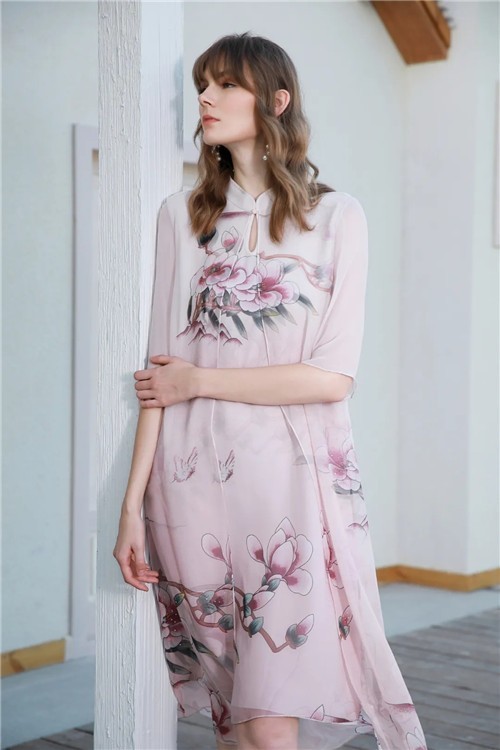 MUBO木帛女装2020夏季新款连衣裙：优雅之姿，悦享生活
